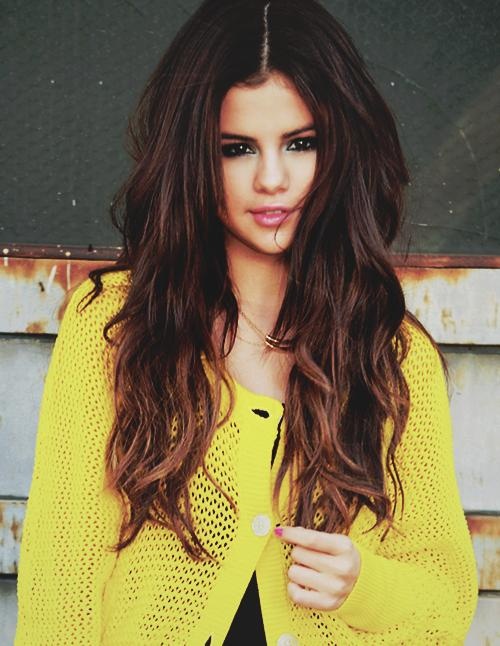 Photo:  Selena Gomez 02